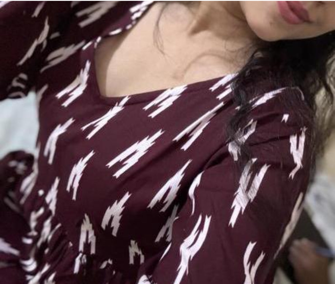 Urbane Feminine Women Tops & Tunics