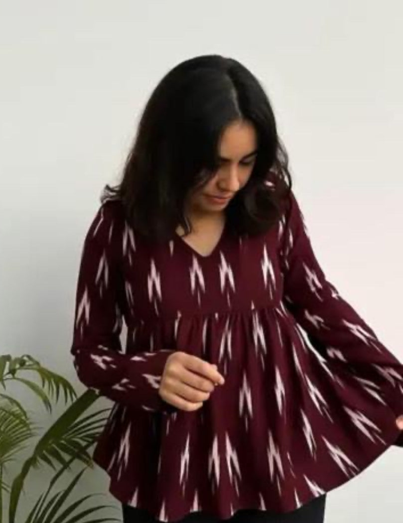 Urbane Feminine Women Tops & Tunics