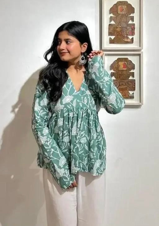 Classy Graceful Women Tops & Tunics